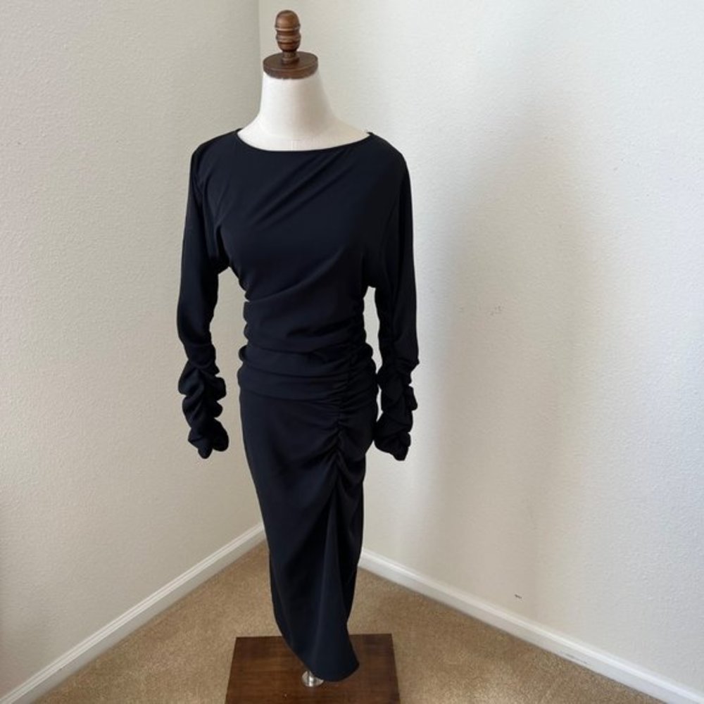 BCBGMaxAzaria Long Sleeve Midi‎ Dress Size 6 Black Ruching Cocktail Bodycon